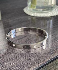 Cartier stoned