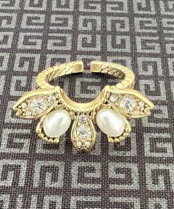 Gucci Pearl and Diamante Ring